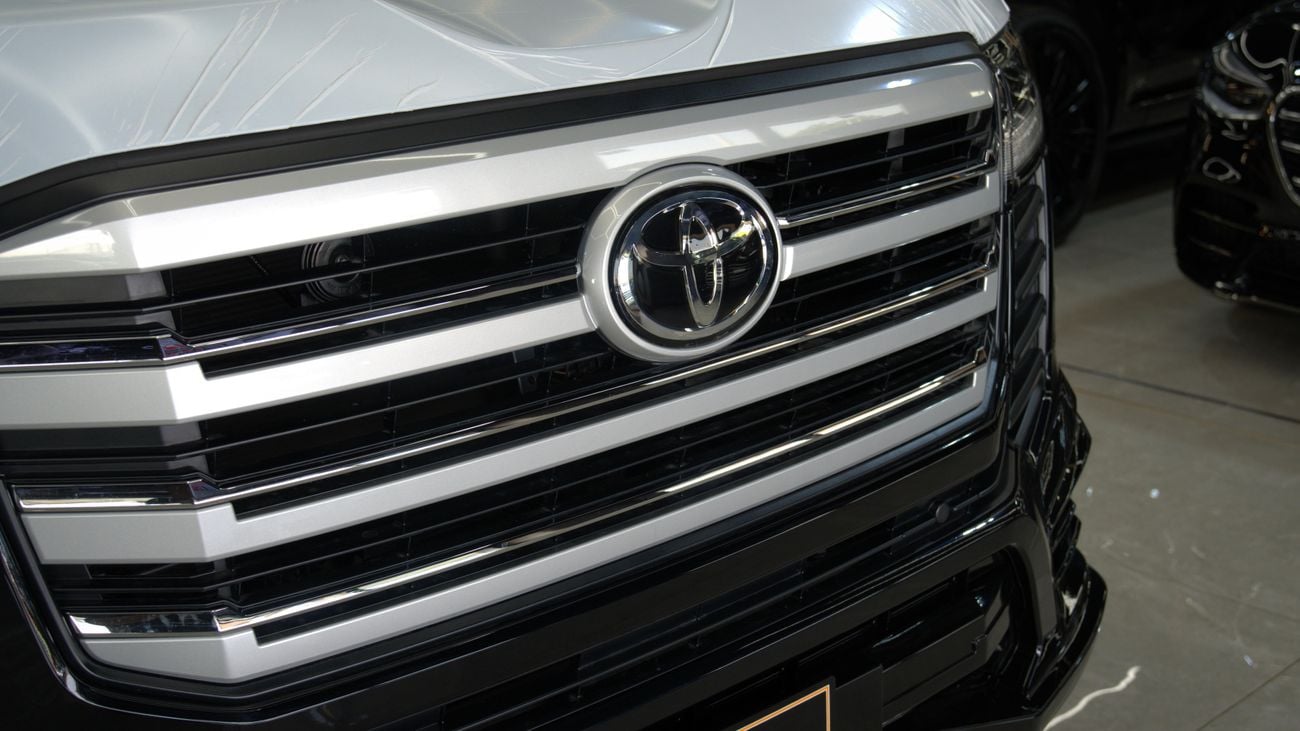 Toyota Land Cruiser GXR 3.5 L V6