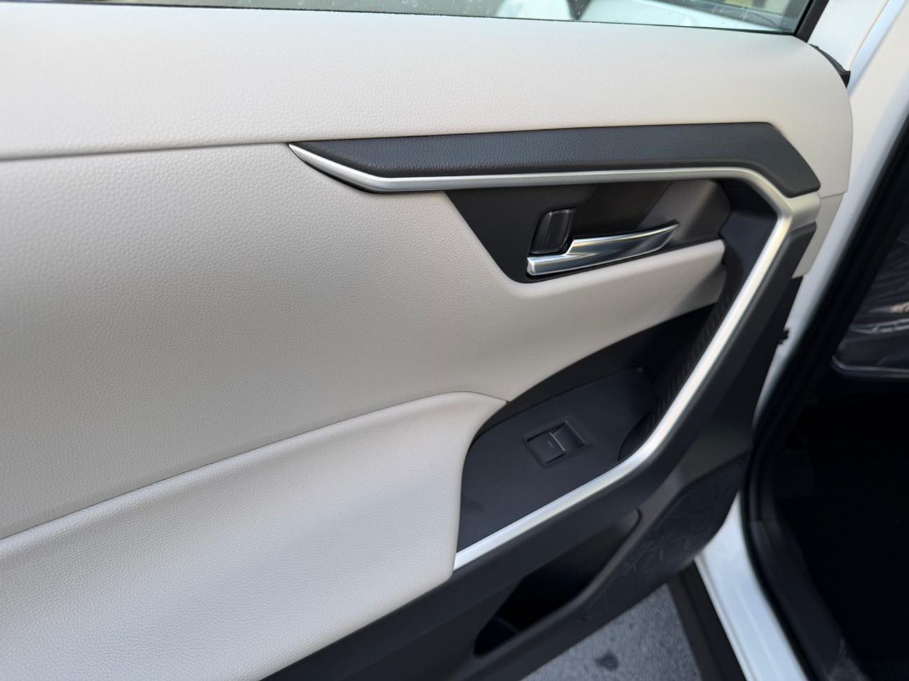 Toyota RAV4 2.5L Adventure