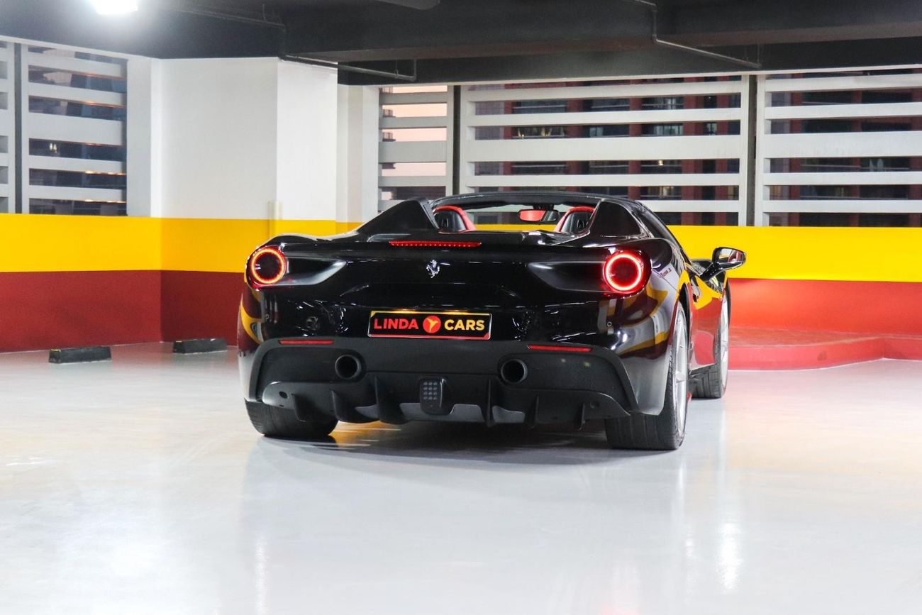 Ferrari 488 F142M
