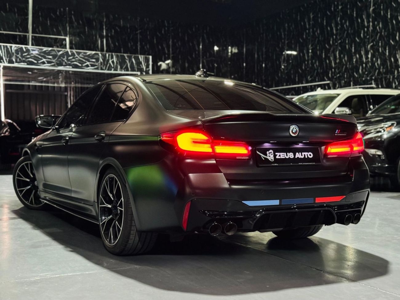 BMW M5 Competition 4.4L (600 HP) 2023 BMW M5, 2027 BMW Warranty + Service Pack, Fully Loaded, Very Low Kms,