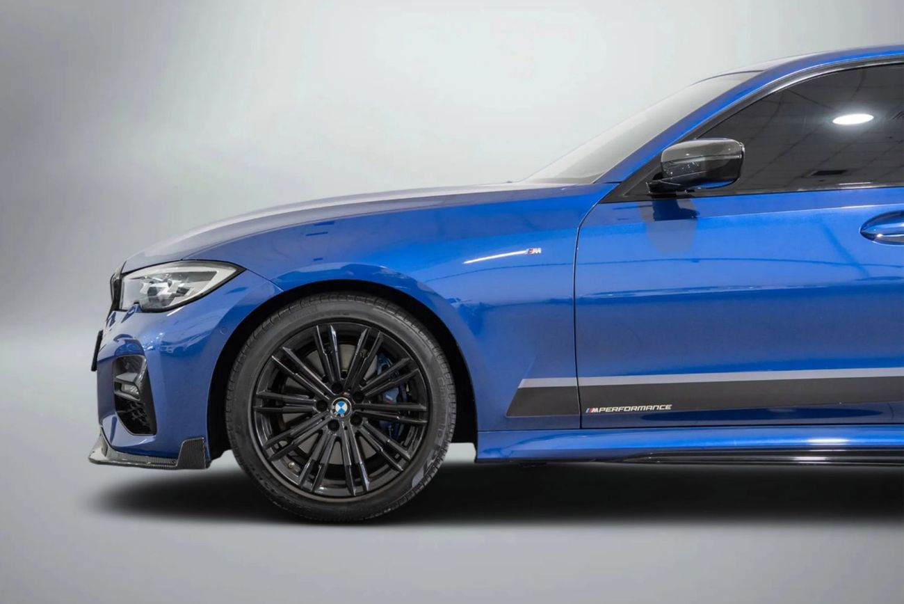 بي أم دبليو 330i M Sport 2.0L (255 HP)