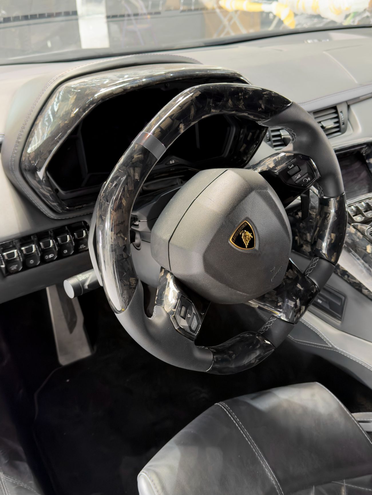 Lamborghini Aventador SVJ 6.5L V12