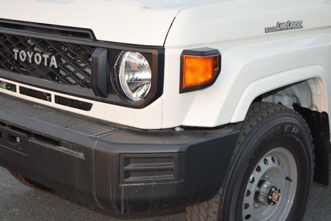 تويوتا لاند كروزر Double cabin