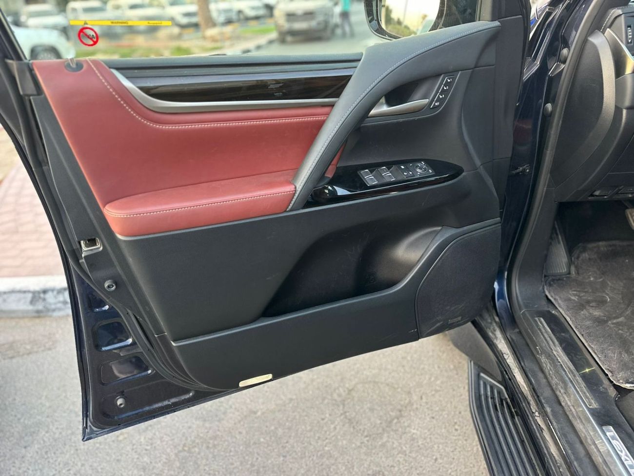 Lexus LX 570 2020 LEXUS LX570 7-SEATS