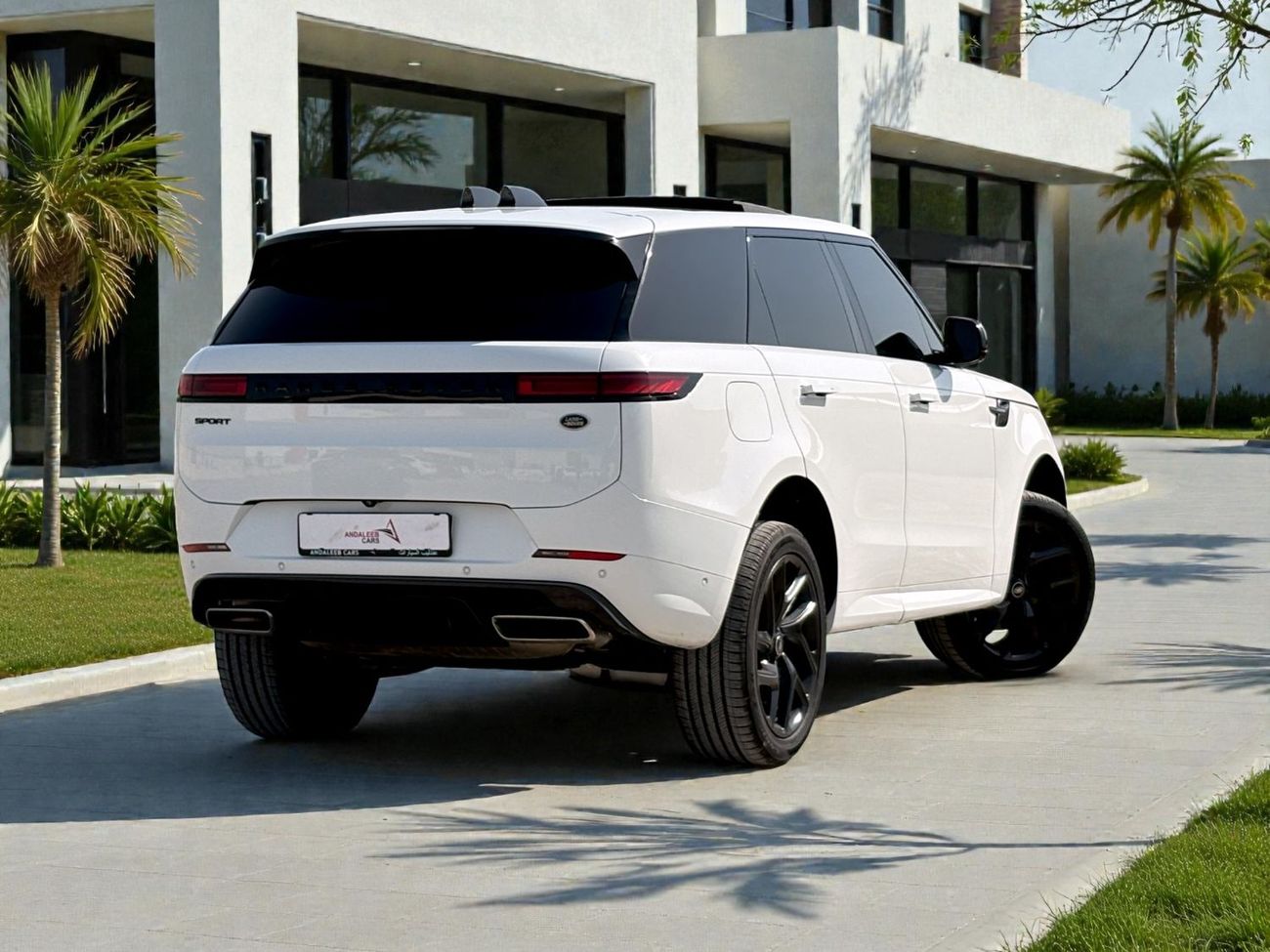 Land Rover Range Rover Sport SE D350 3.0L SE 3.0L Turbocharged V6 | 2023 | AED 4,060 / MONTH