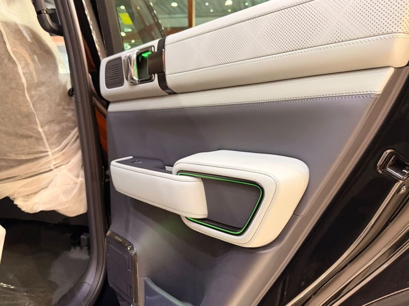 BYD Leopard 5 NAVIGATOR