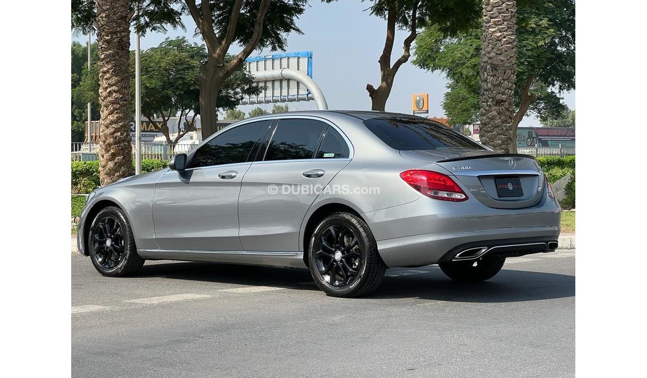 Mercedes-Benz C 300 Sport MERCEDES BENZ C300 2015 4MATIC IN PERFECT CONDITION WITH WARRANTY
