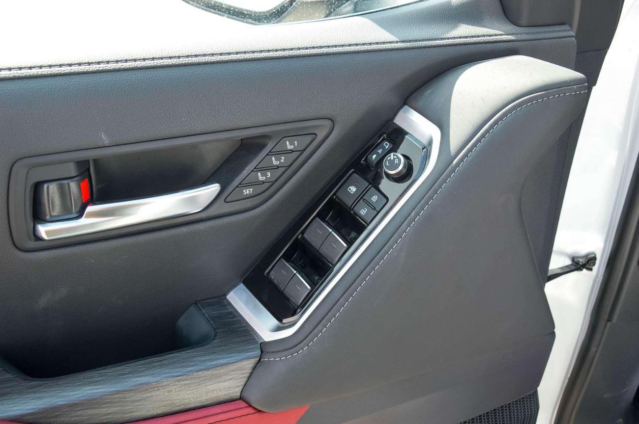 Toyota Land Cruiser TOYOTA LAND CRUISER VXR 3.5L V6 4WD PETROL SUV 2026