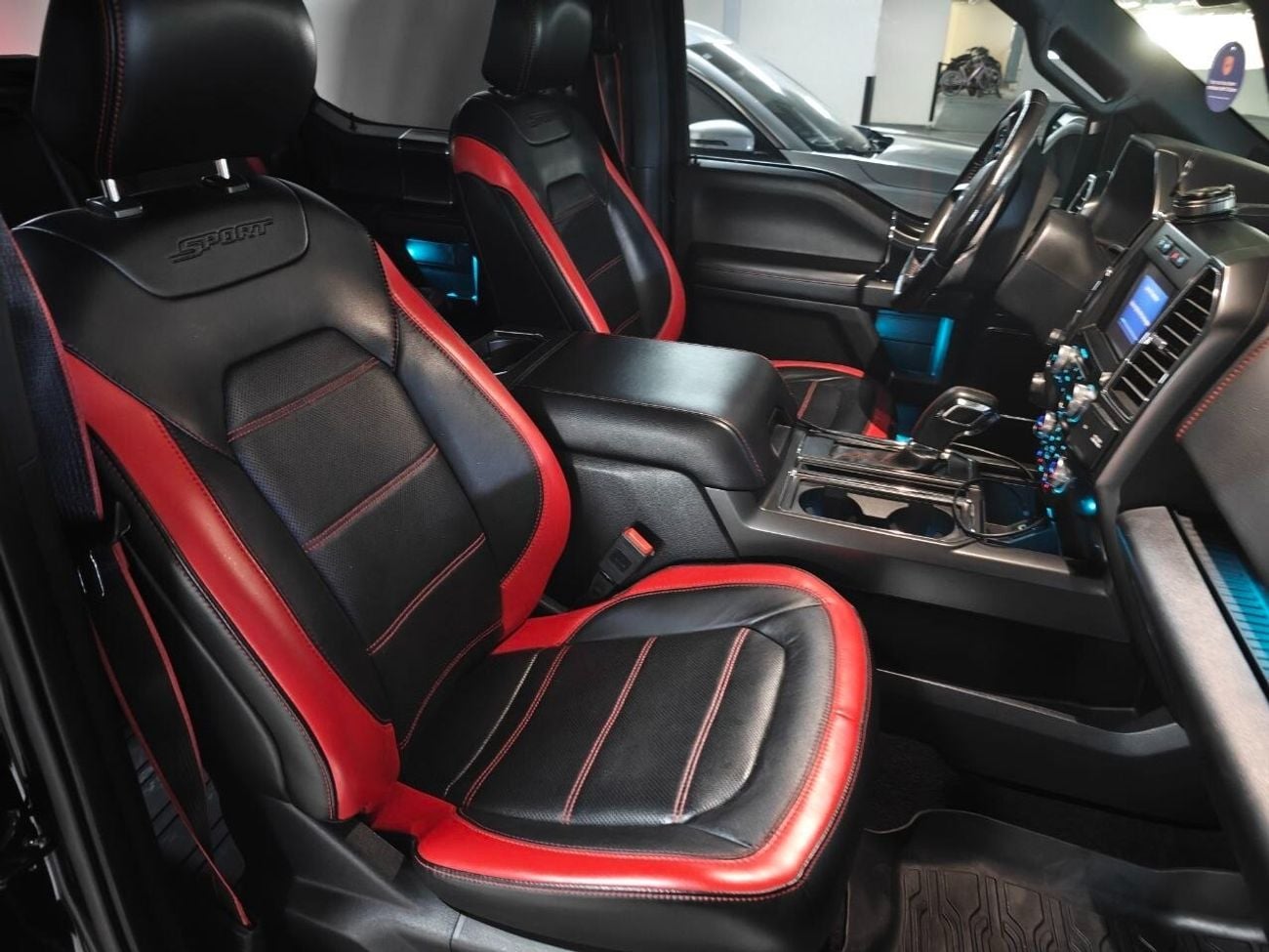 Ford F-150 LARIAT