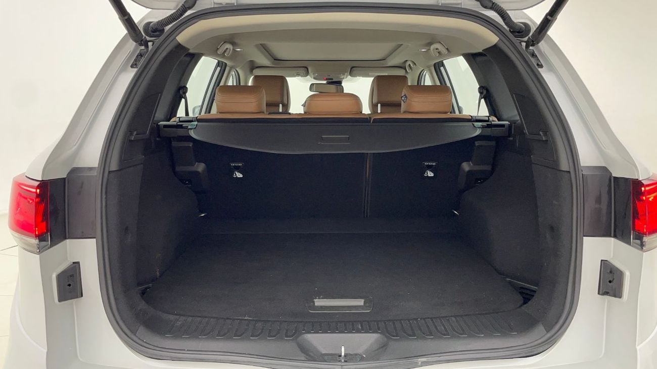 رينو كوليوس 2.5L 2025 | 0 DP | 1144/Month | 30 Day Return | Service History