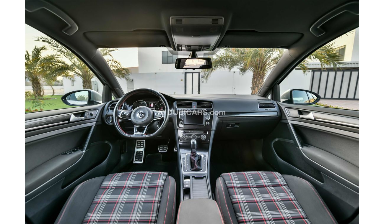 Volkswagen Golf GTI - 3 Y Warranty!I - GCC - AED 1,418 PER MONTH - 0% DOWNPAYMENT