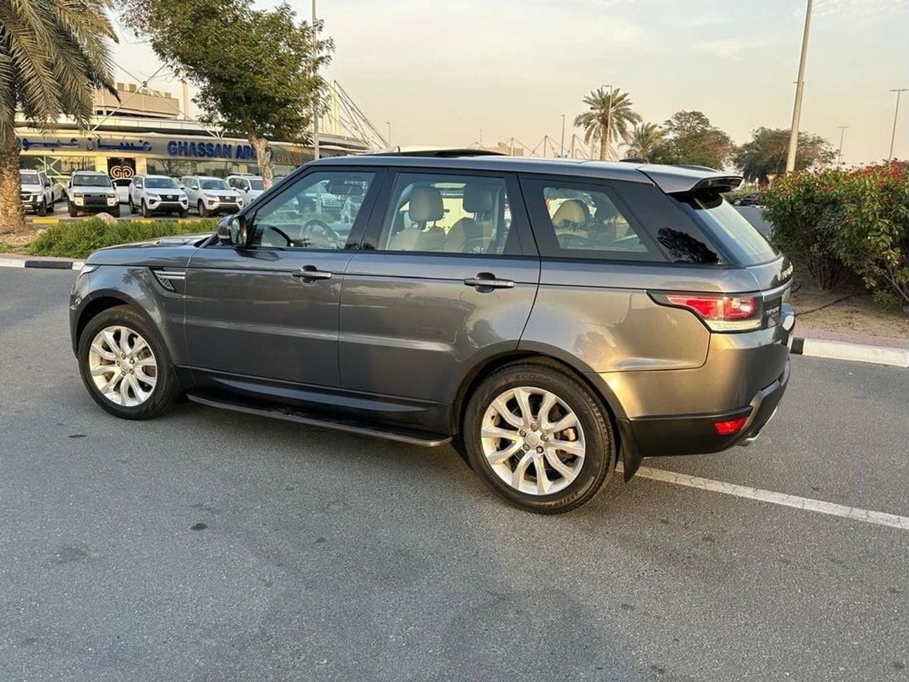 Land Rover Range Rover Sport HSE 3.0L (340 HP)