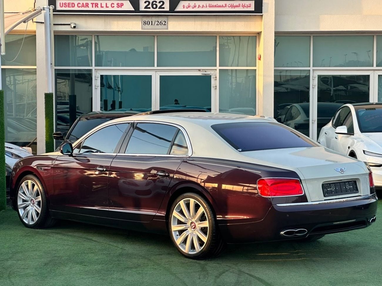 بنتلي فلاينج سبور V8