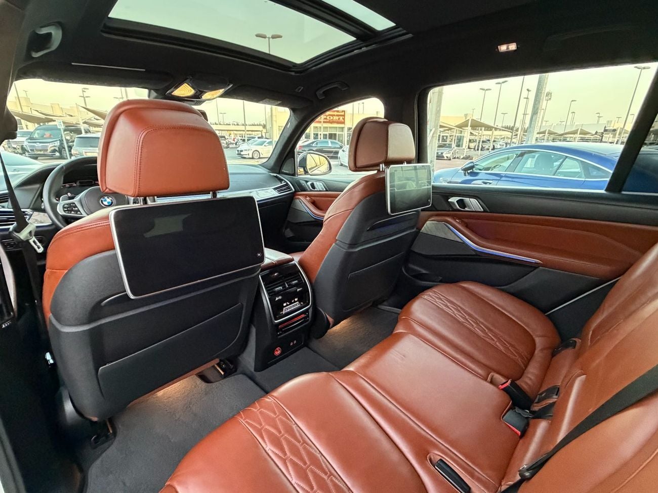 بي أم دبليو X7 بي ام X7 XDrive40i M sport