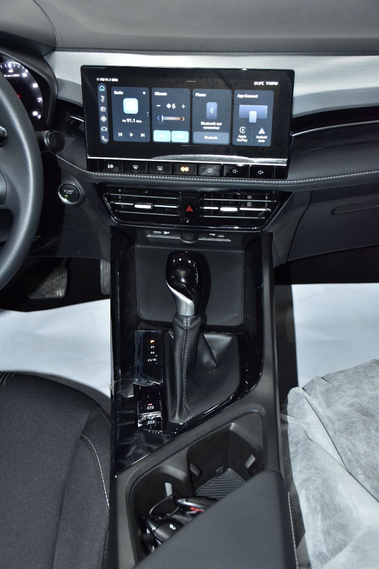 MG 5 EXCELLENT DEAL for our MG 5 ( 2025 Model ) in White Color GCC Specs