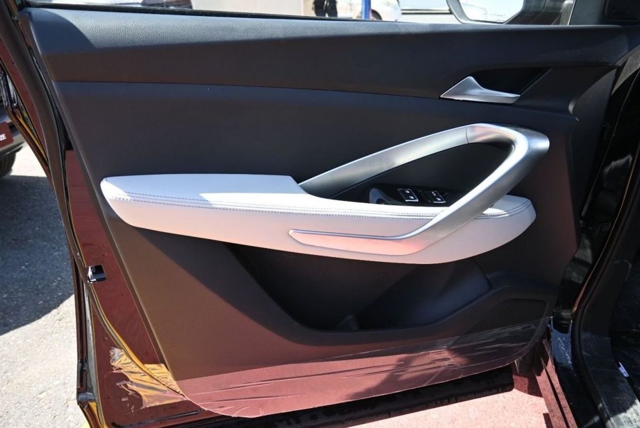 Chevrolet Captiva Chevrolet Captiva Premier 1.5L Petrol, L4 SUV, FWD, 5 Doors, Sunroof, Driver Electric Seats, Cruise