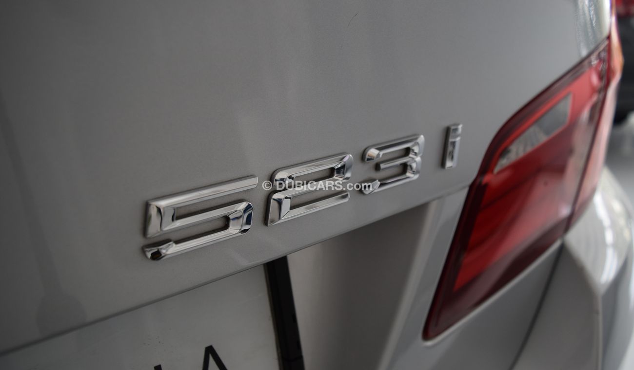 BMW 523i i