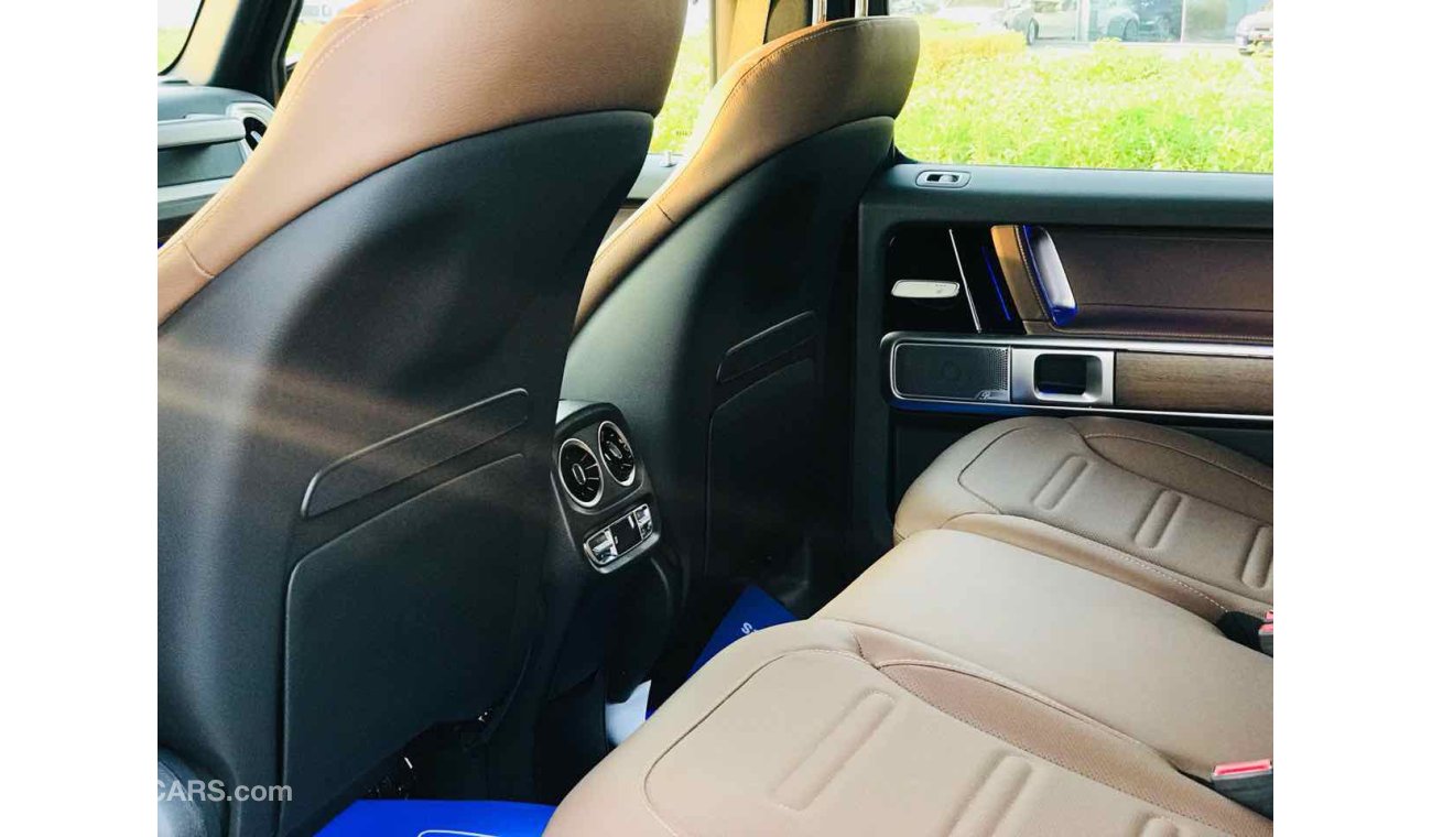 Mercedes Benz G500