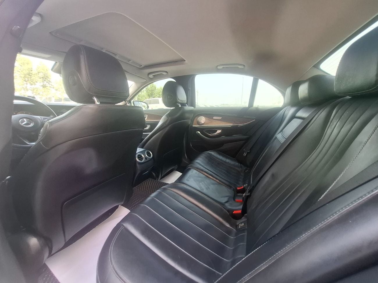 Mercedes Benz E220 D STD (NON GCC) Mercedes-Benz E220d 2017 full option