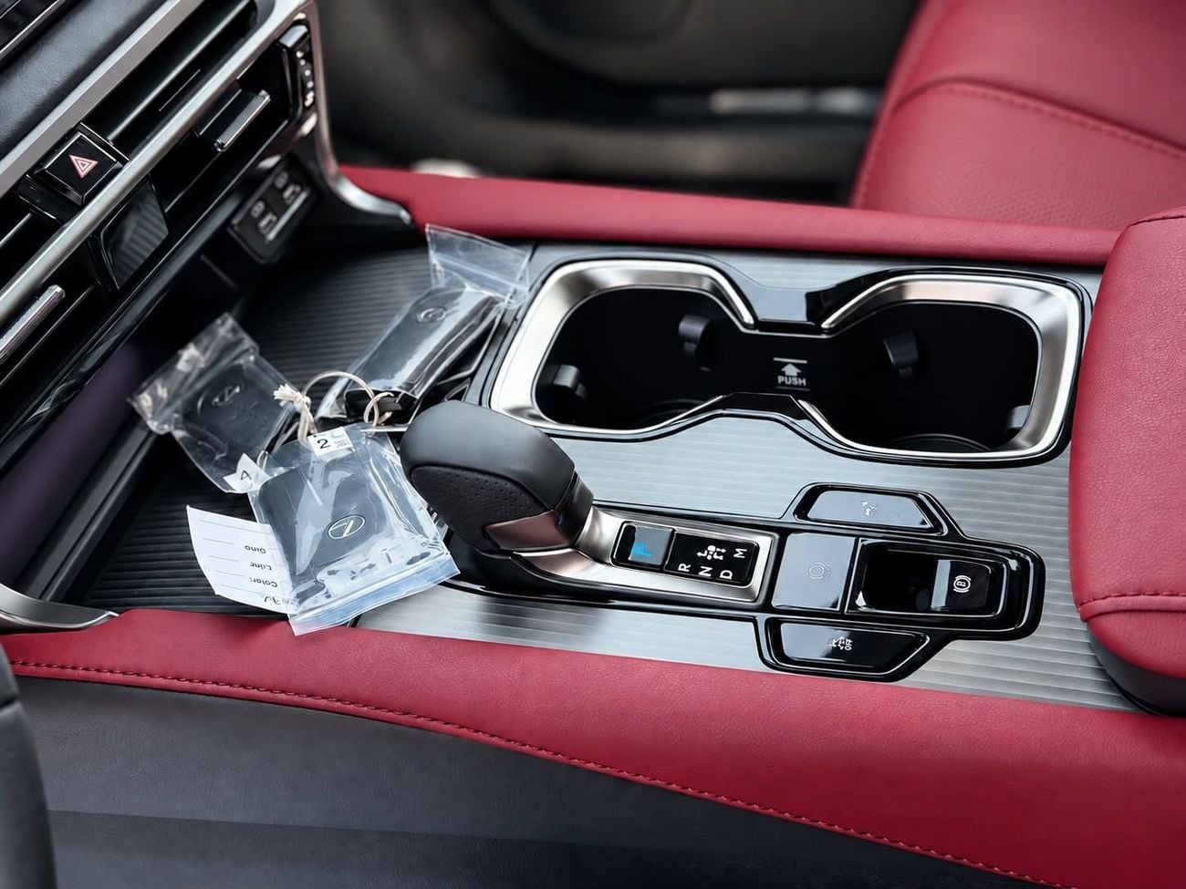 لكزس RX 500h F SPORT PERFORMANCE لكزس RX 500 H 2026