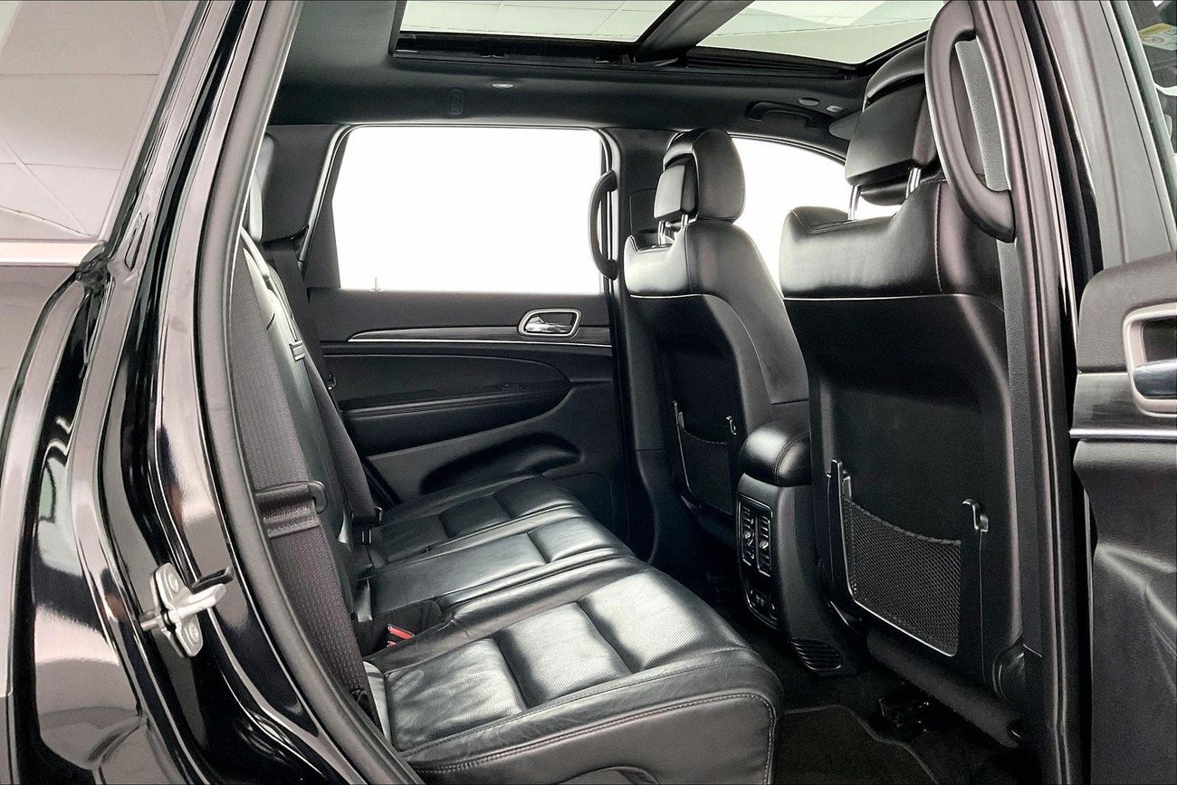 RAM 1500 Limited Crew Cab| 1 year free warranty | Exclusive Eid offer