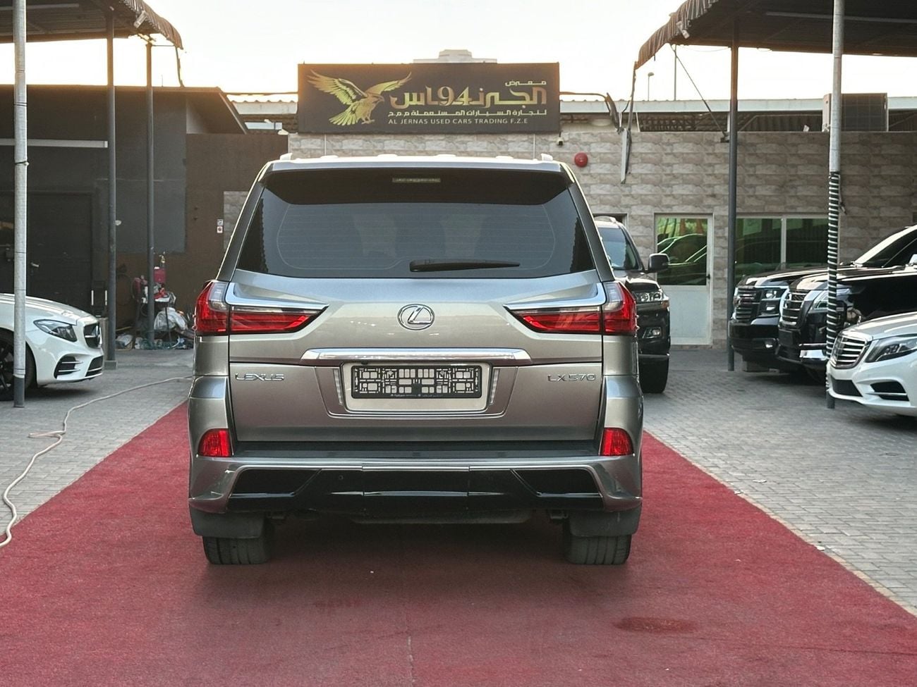 لكزس LX 570 SIGNATURE