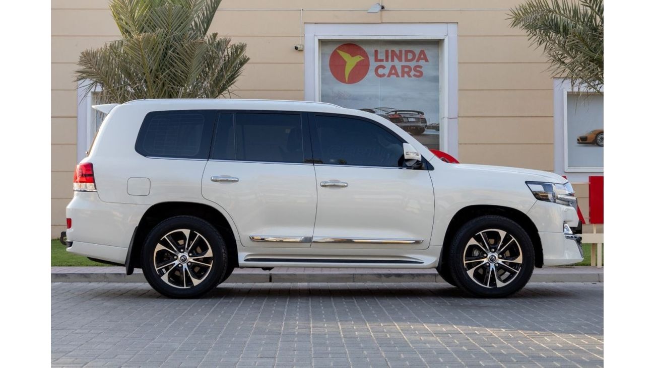 تويوتا لاند كروزر GXR3