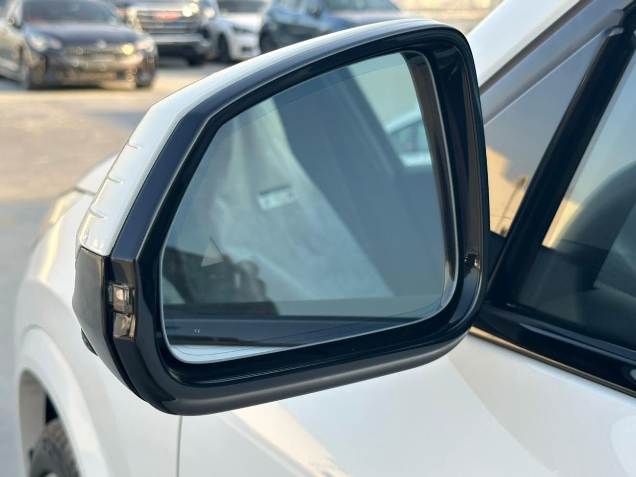 بي أم دبليو X2 XDRIVE 2.0, HARMAN SOUNDSYSTEM, PANORAMIC ROOF, KEYLESS ENTRY , MODEL 2026 GCC SPECS