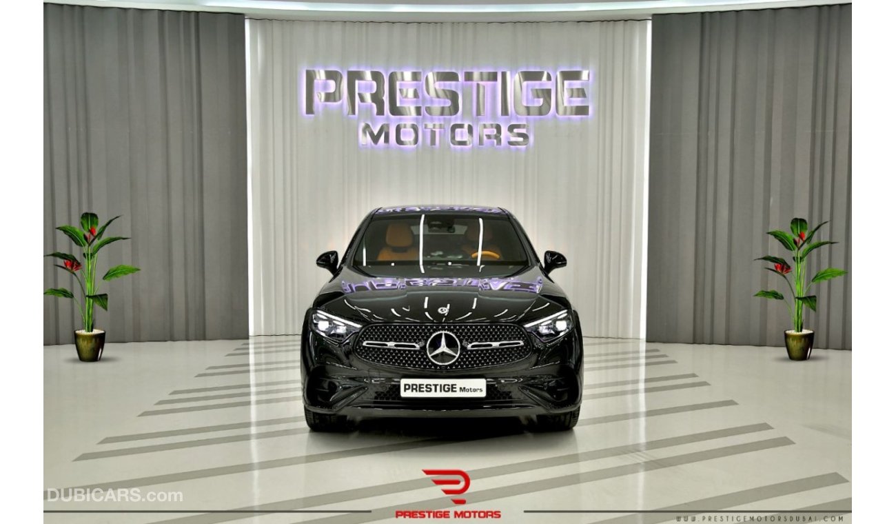 مرسيدس بنز GLC 200 2024 AMG Night Pack Coupe. For Local Registration +10%