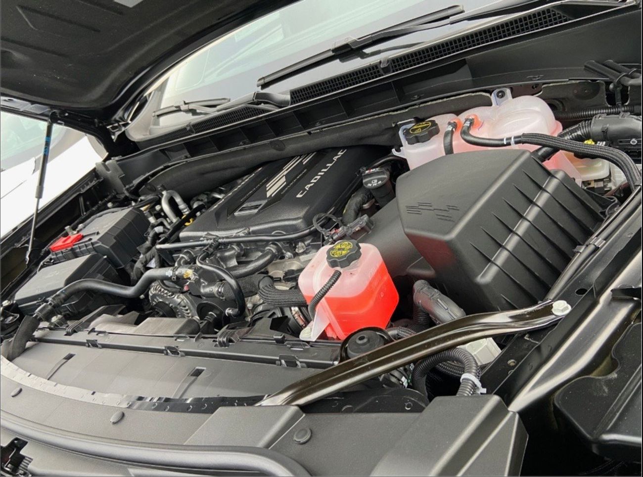 Cadillac Escalade V SERIES EXECUTIVE SEATS