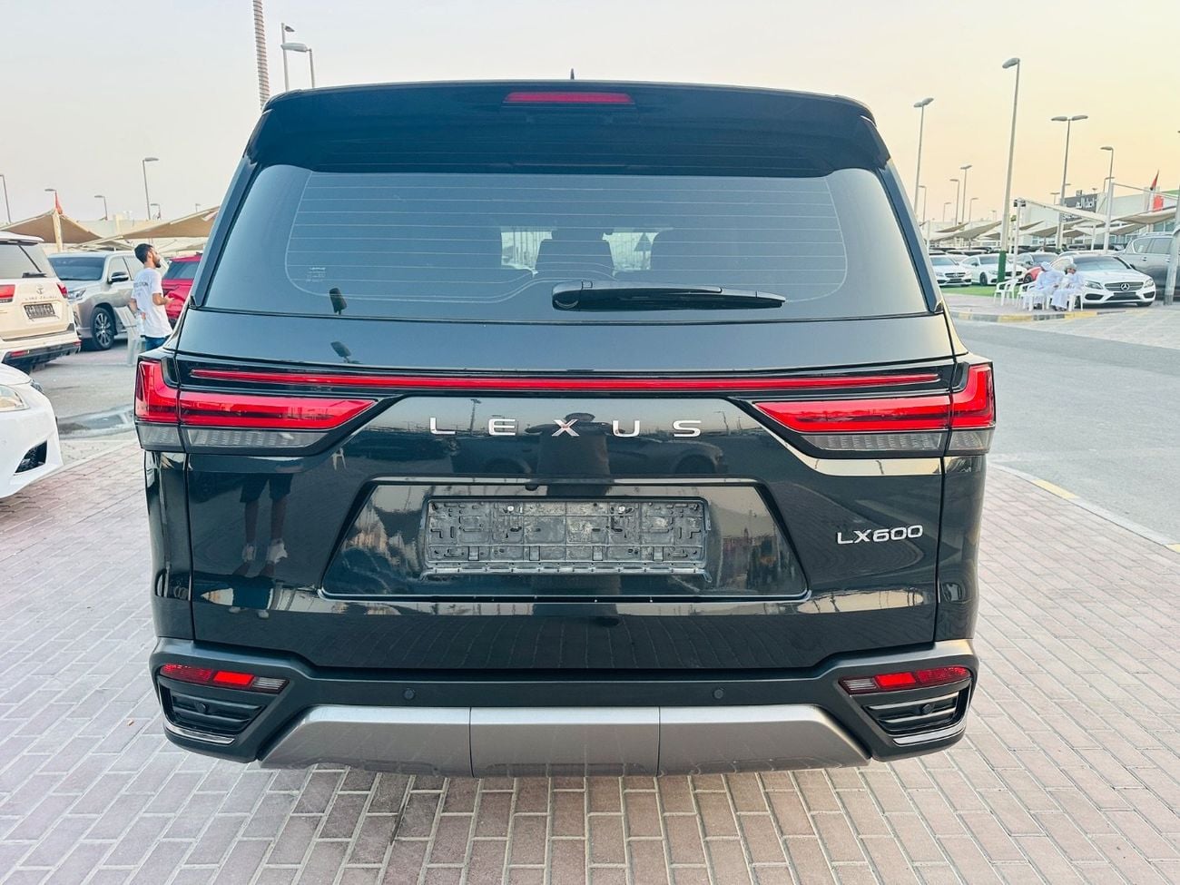 لكزس LX 600 PRESTIGE