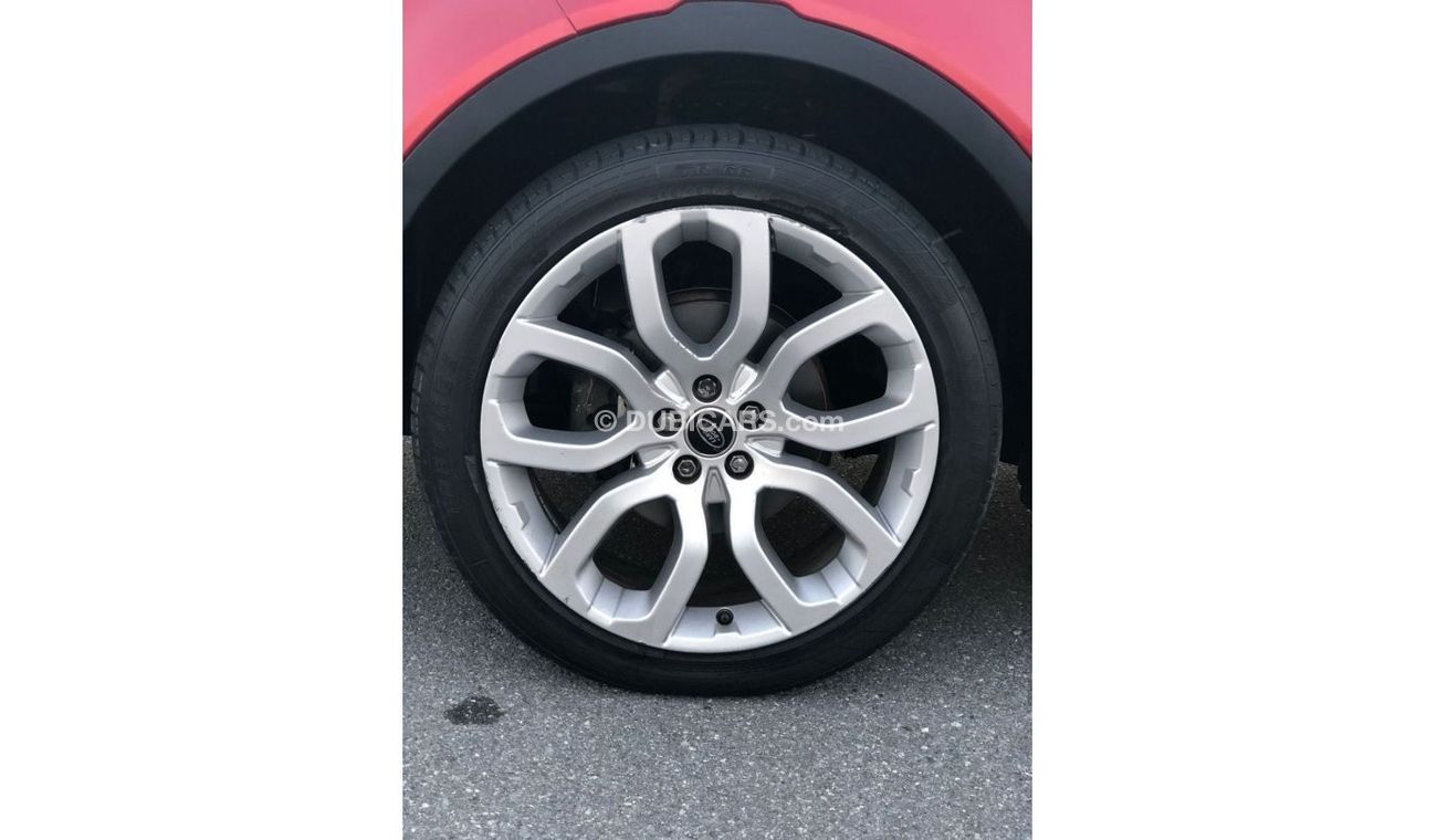 Land Rover Range Rover Evoque RANG ROVER EVOUGE MODEL 2013 GCC car prefect condition inside and outside full option DYNAMIC PLUS P