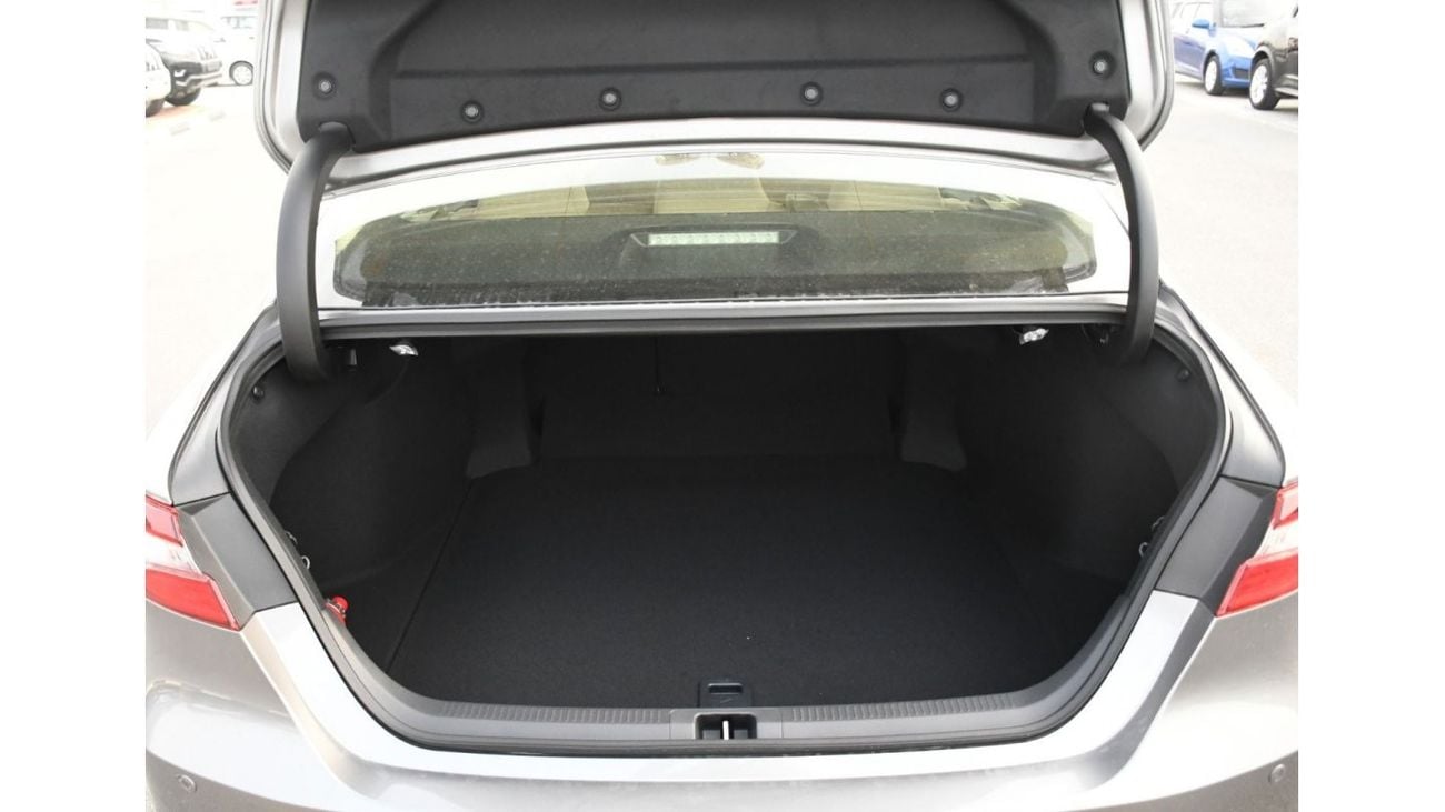 Toyota Camry 2024 Toyota Camry GLE 2.5L Without Sunroof