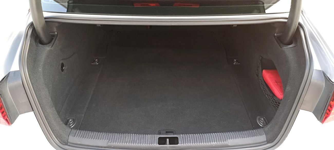 Audi A6 35 TFSI 1.8L RTA PASSED NO REMARKS CLEAN AND NEAT PERSONAL VEHICLE