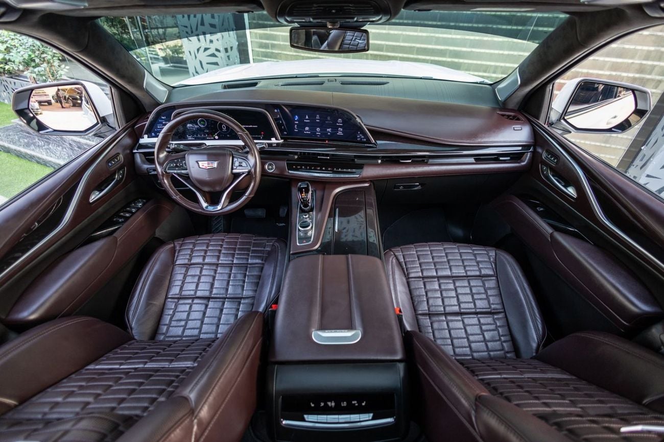 Cadillac Escalade SPORT PLATINUM Cadillac Escalade 2023 European Specs | Warranty