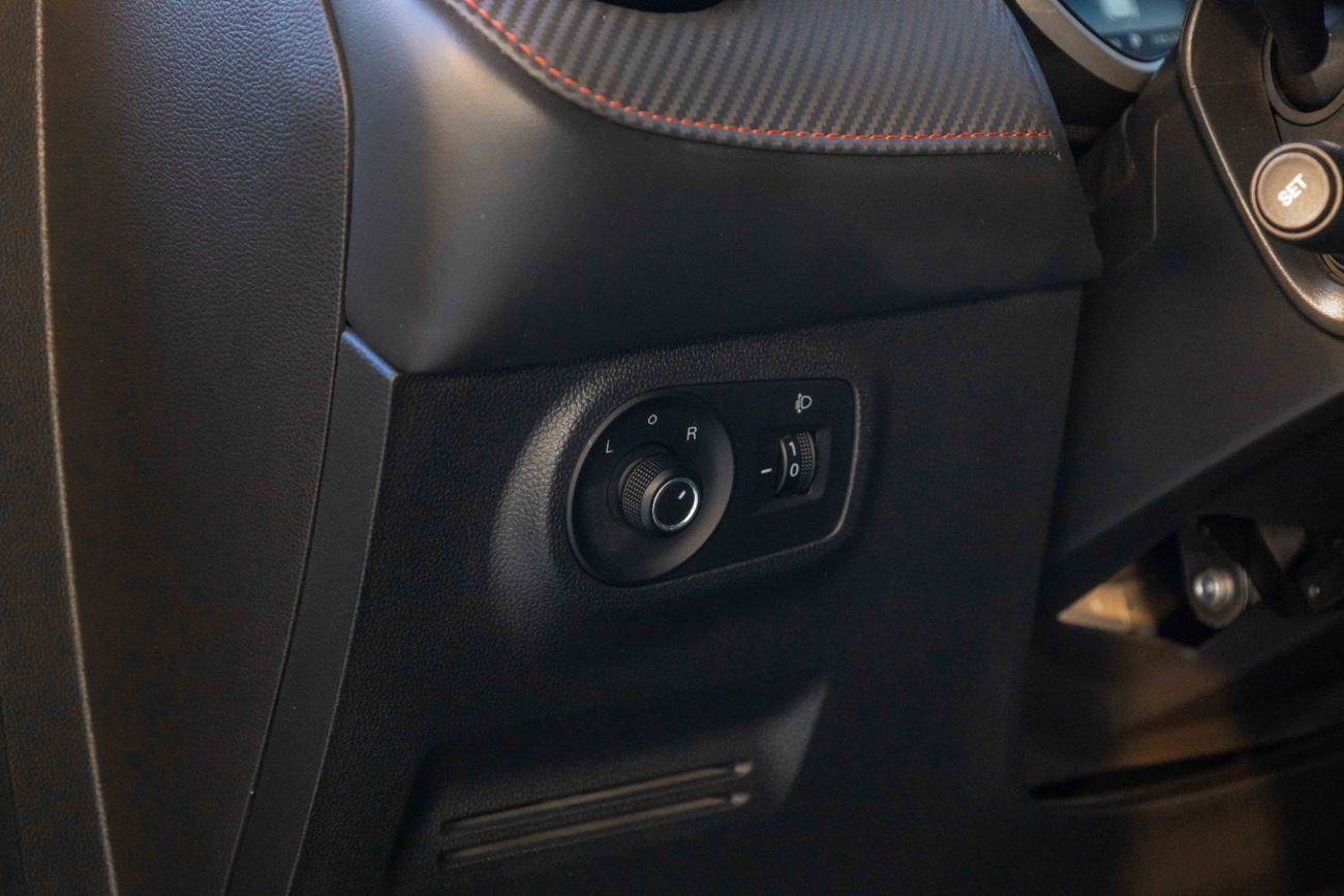 أم جي ZS Std 1.5L