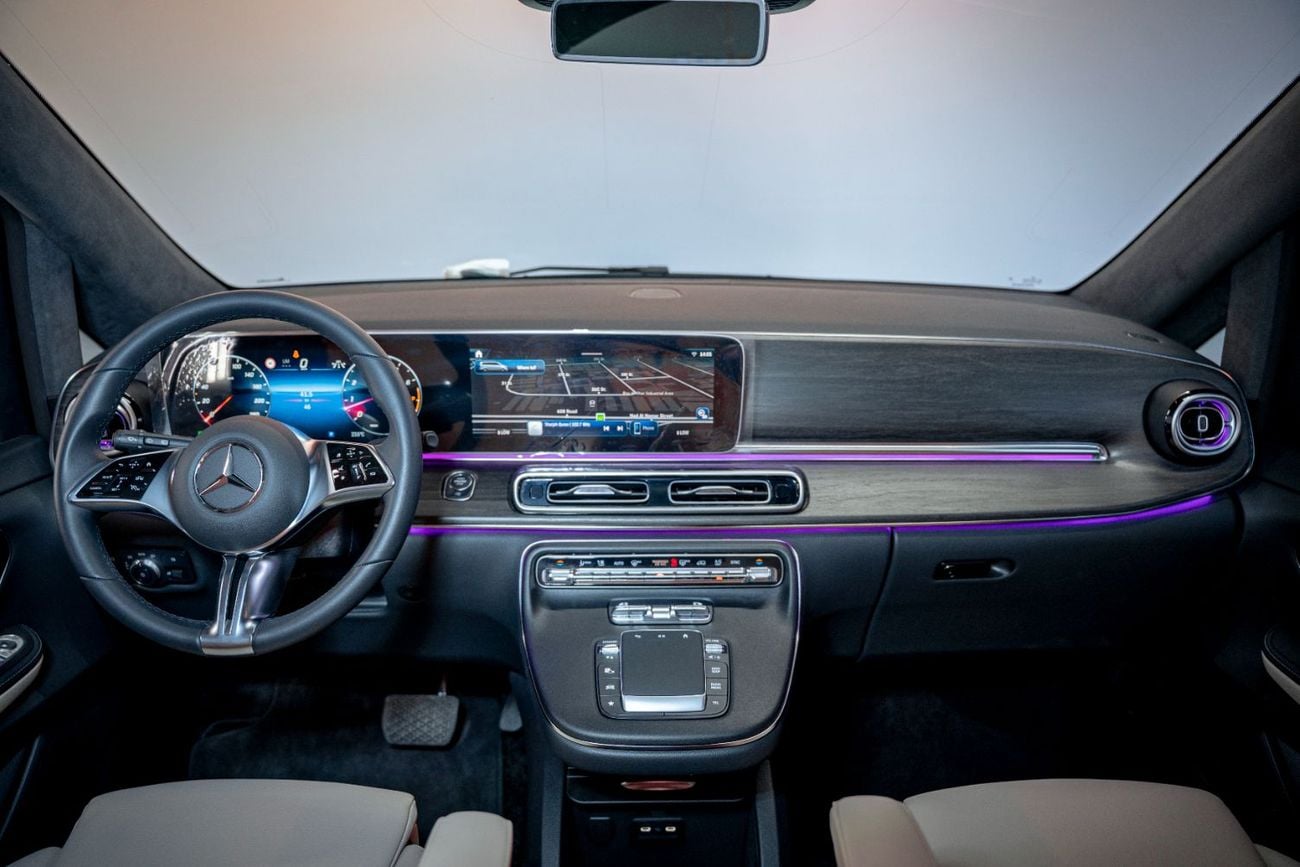 مرسيدس بنز V 300 AVANTGARDE Original Mercedes VIP Captain Seats | 2 Years International Warranty