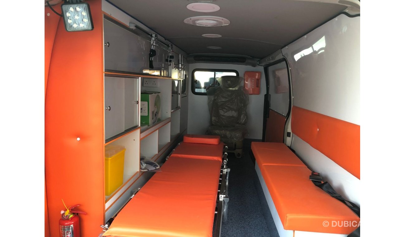 تويوتا هاياس Ambulance Conversion