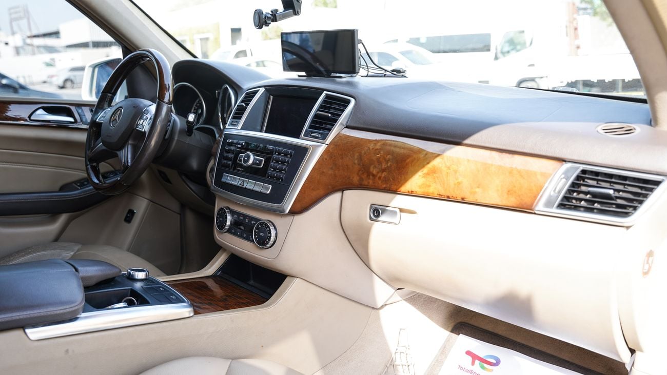 مرسيدس بنز ML 400 AMG LUXURY