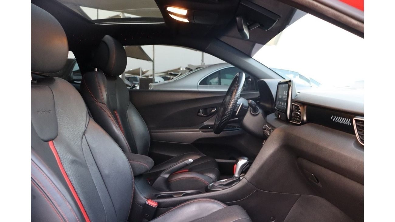 هيونداي فيلوستر Hyundai Veloster Sport Turbo / 2020 / GCC / 1.6T / Free Accident