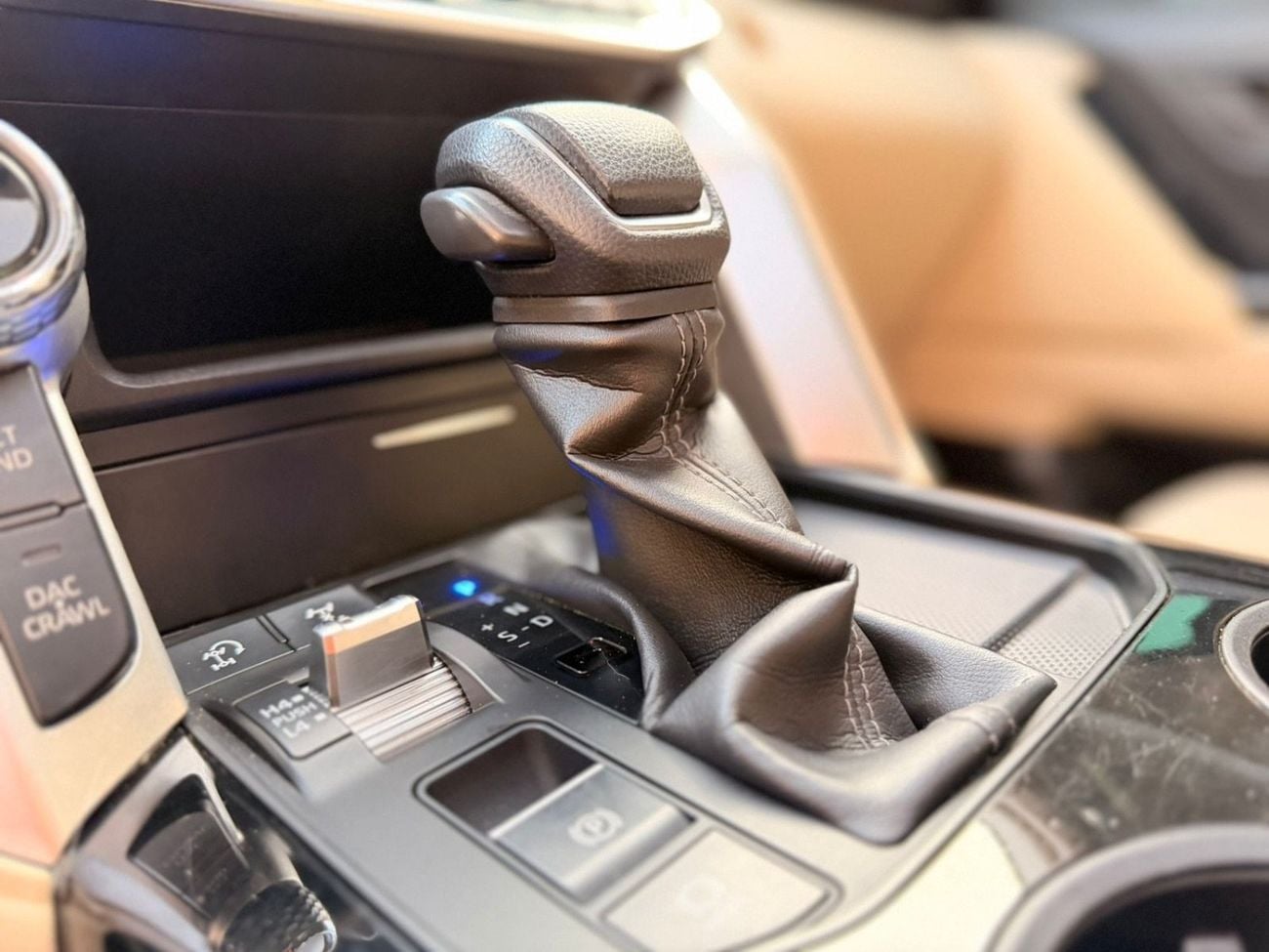 تويوتا لاند كروزر GXR 4.0L