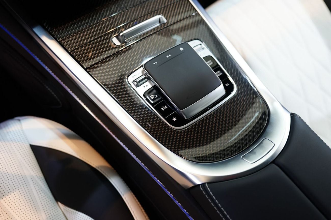 Mercedes Benz G63 AMG STD 2025 Mercedes-Benz G63 AMG Night Package, Carbon Fiber Interior Pack, Two-Tone Leather Interior!!