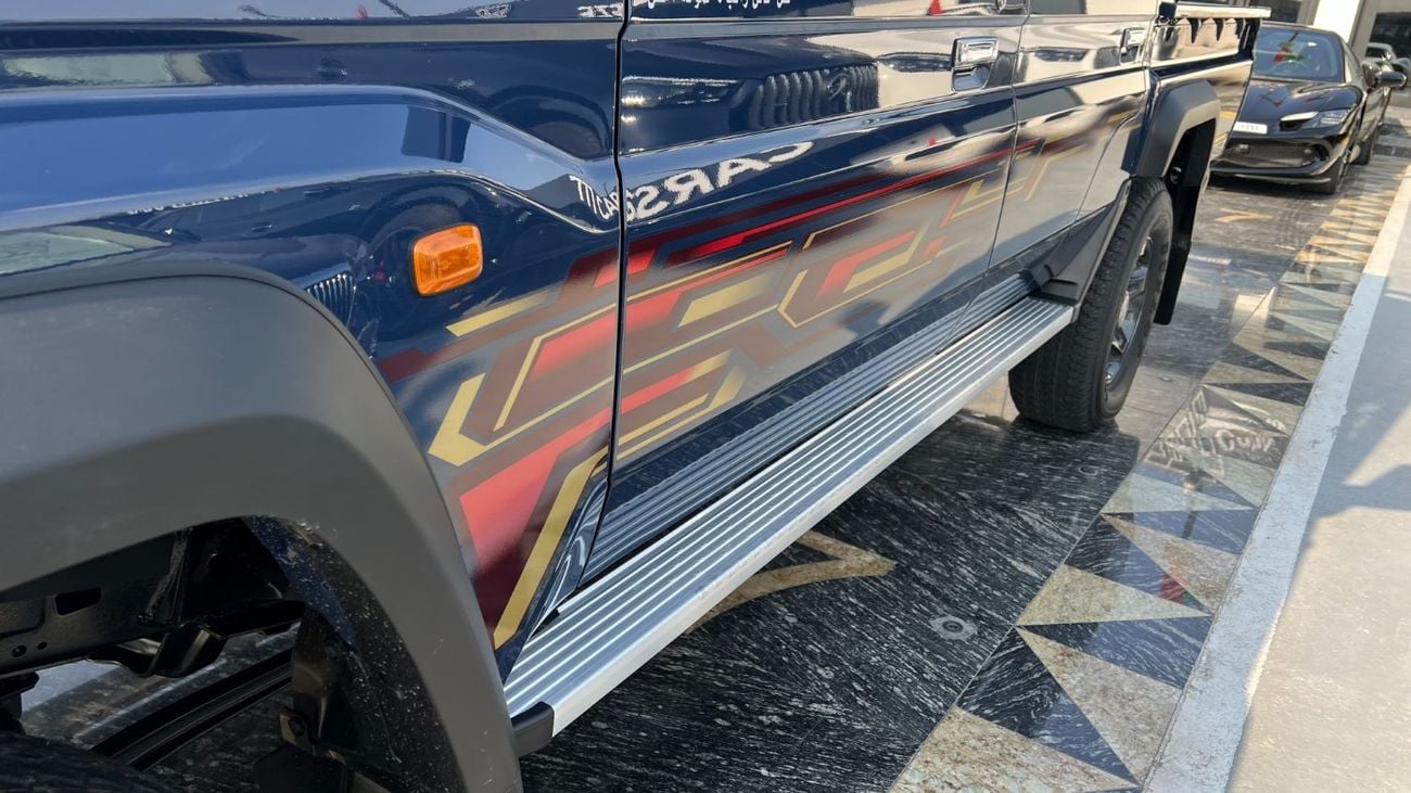 تويوتا لاند كروزر بيك آب 4.0L Double Cab