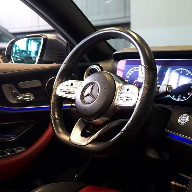 Mercedes-Benz E-Class Mercedes Benz E200 AED 2,299 pm • 0% Downpayment • Mercedes E 200 Premium, миниатюра 24
