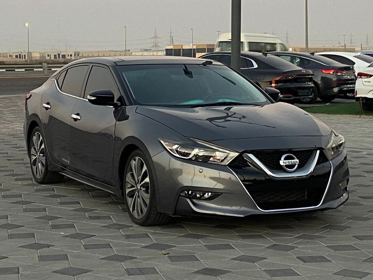 Nissan Maxima SR
