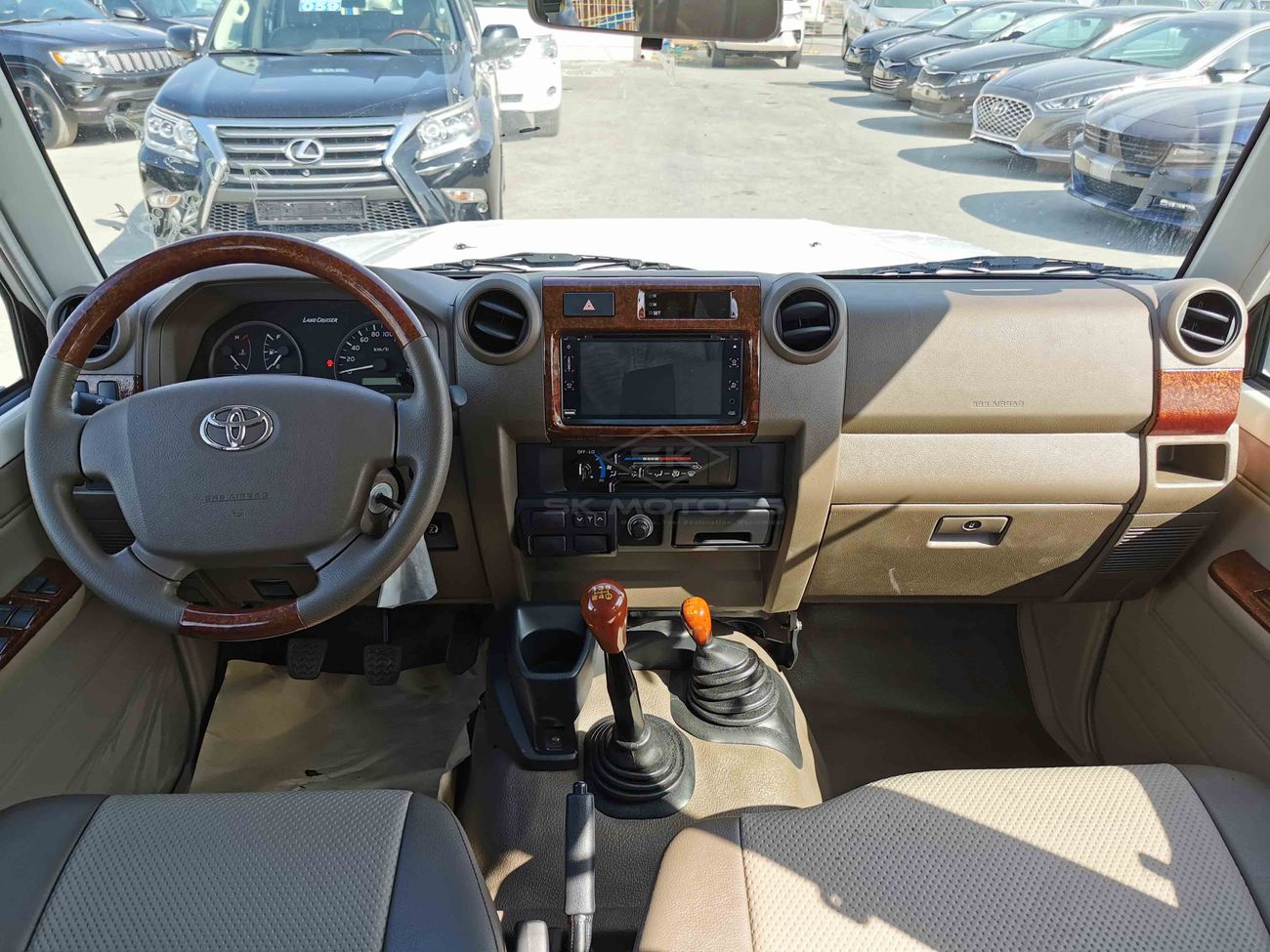 تويوتا لاند كروزر 70 4.2L Diesel, V Grade, Full Option (CODE # LX7602)