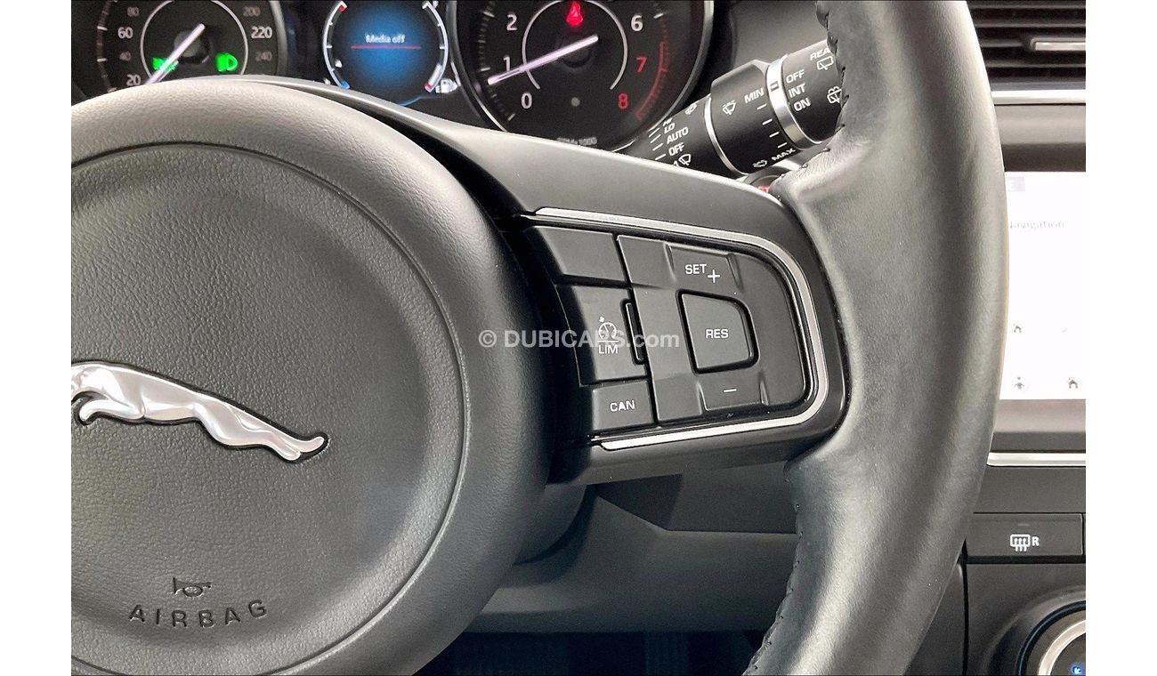 Jaguar E Pace P200 S