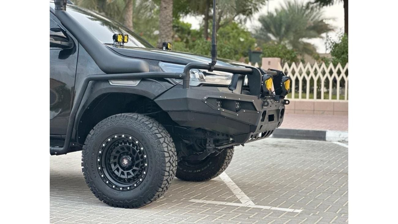Toyota Hilux MODIFIED TO 2023 MODEL | PREMIUM BODY KIT INSTALLED | FRONT AND REAR BUMPER GUARD
