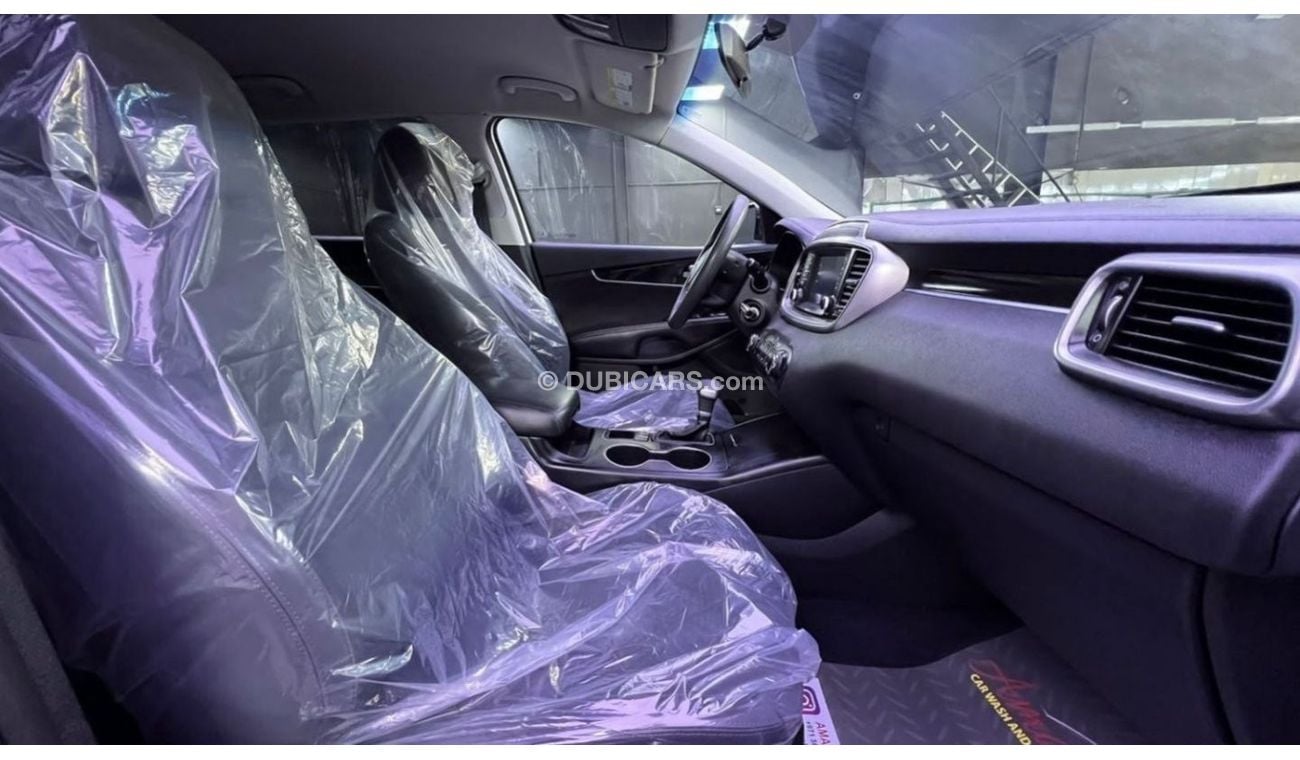 كيا سورينتو 2020 Kia Sorento 3.3L V6 AWD 4X4 - 7 Seater MidOption+ / Great Condition