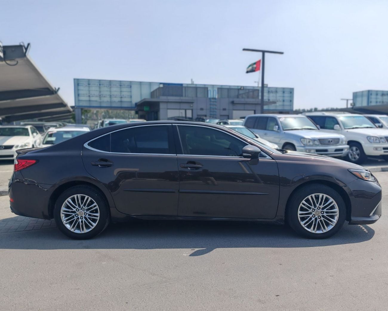 لكزس ES 350 PLATINUM